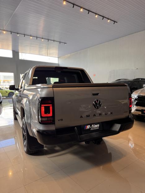 VOLKSWAGEN Amarok 3.0 V6 CABINE DUPLA HIGHLINE EXTREME 4X4 TURBO INTERCOOLER AUTOMÁTICO, Foto 7
