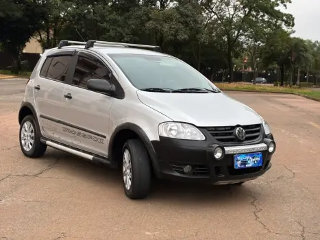 VOLKSWAGEN Crossfox 1.6 4P FLEX, Foto 2