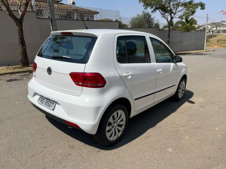 VOLKSWAGEN Fox 1.0 12V 4P TRENDLINE FLEX, Foto 3 VOLKSWAGEN Fox 1.0 12V 4P TRENDLINE FLEX, Foto 3