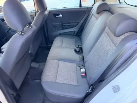 VOLKSWAGEN Fox 1.0 4P FLEX, Foto 10 VOLKSWAGEN Fox 1.0 4P FLEX, Foto 10