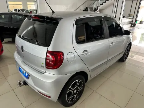 VOLKSWAGEN Fox 1.0 4P SELE��O FLEX, Foto 6
