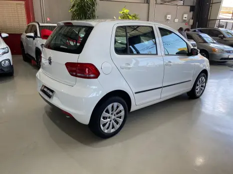 VOLKSWAGEN Fox 1.0 4P TRENDLINE FLEX, Foto 6