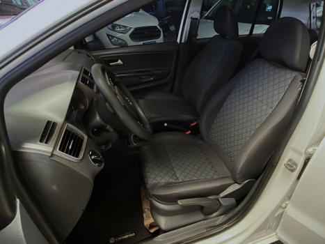 VOLKSWAGEN Fox 1.0 4P TRENDLINE FLEX, Foto 6
