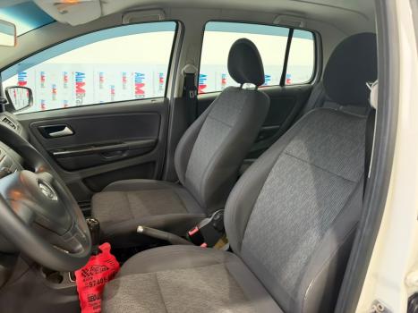 VOLKSWAGEN Fox 1.0 4P TREND FLEX, Foto 10