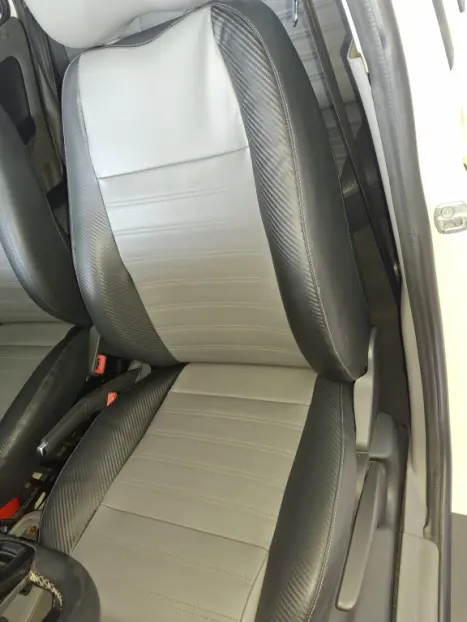 VOLKSWAGEN Fox 1.6 16V 4P MSI HIGHLINE FLEX, Foto 18