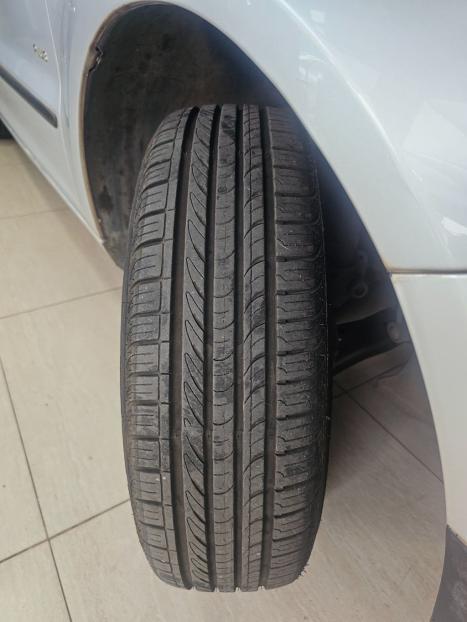 VOLKSWAGEN Fox 1.6 4P COMFORTLINE FLEX, Foto 19