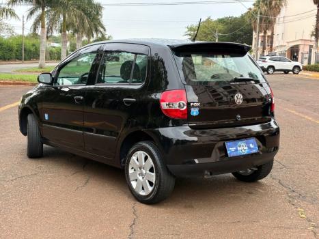 VOLKSWAGEN Fox 1.6 4P ROUTE FLEX, Foto 2 VOLKSWAGEN Fox 1.6 4P ROUTE FLEX, Foto 2