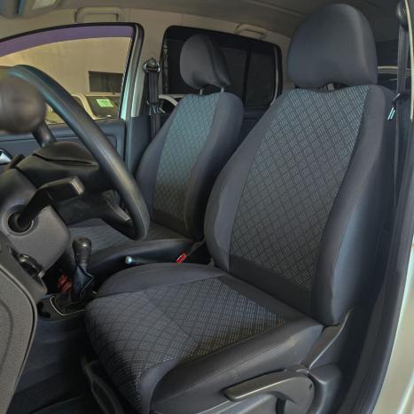 VOLKSWAGEN Fox 1.6 4P MSI TRENDLINE FLEX, Foto 8
