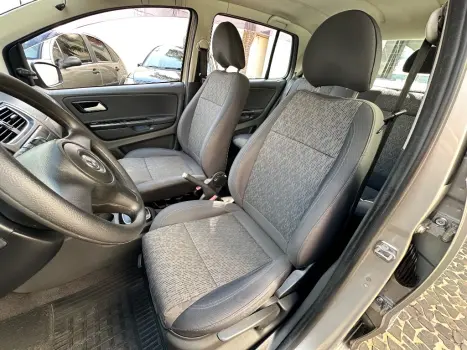 VOLKSWAGEN Fox 1.6 4P FLEX I-MOTION AUTOMATIZADO, Foto 7