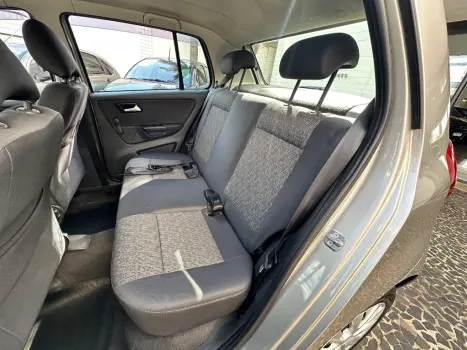 VOLKSWAGEN Fox 1.6 4P FLEX I-MOTION AUTOMATIZADO, Foto 9