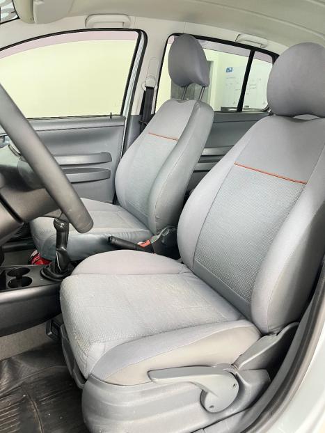 VOLKSWAGEN Fox 1.6 4P PLUS FLEX, Foto 12