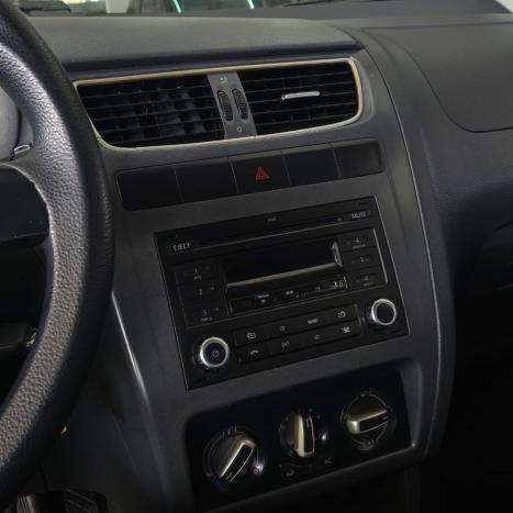 VOLKSWAGEN Fox 1.6 4P BLUEMOTION FLEX, Foto 13