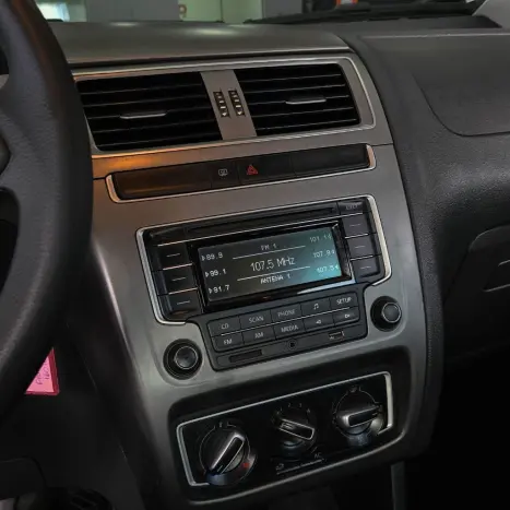 VOLKSWAGEN Fox 1.6 4P COMFORTLINE FLEX, Foto 13