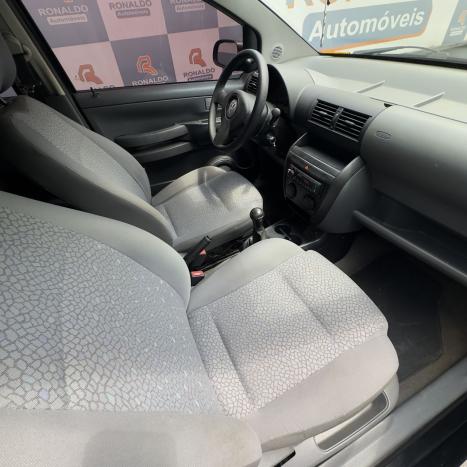 VOLKSWAGEN Fox 1.6 4P, Foto 8