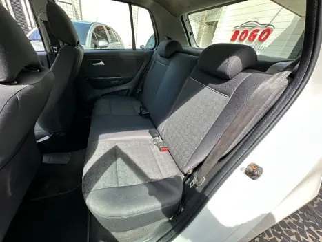 VOLKSWAGEN Fox 1.6 4P MSI COMFORTLINE FLEX, Foto 9