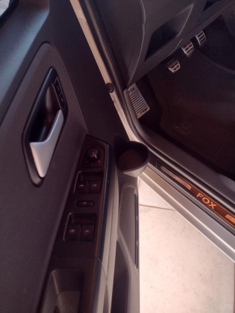 VOLKSWAGEN Fox 1.6 4P FLEX, Foto 12