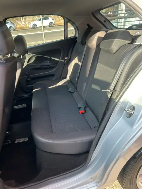 VOLKSWAGEN Gol 1.0 4P, Foto 9
