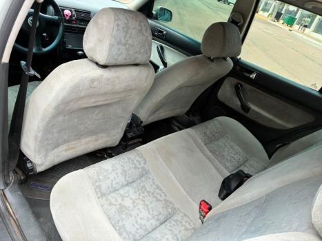 VOLKSWAGEN Golf 1.6 4P GENERATION, Foto 7