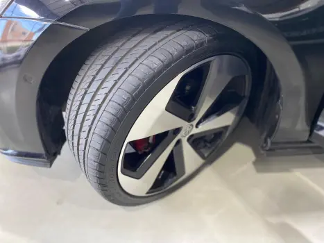 VOLKSWAGEN Golf 2.0 TSI GTI TURBO AUTOM�TICO, Foto 17