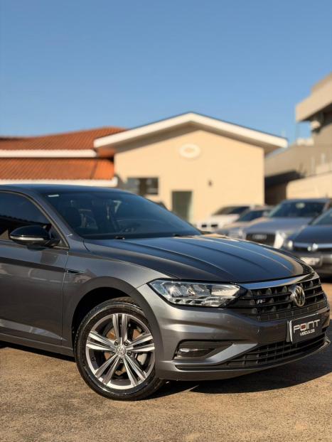 VOLKSWAGEN Jetta 1.4 4P 250 TSI R-LINE AUTOMTICO, Foto 2