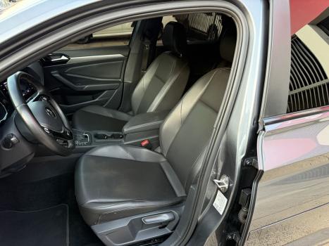 VOLKSWAGEN Jetta 1.4 4P 250 TSI R-LINE AUTOMTICO, Foto 7