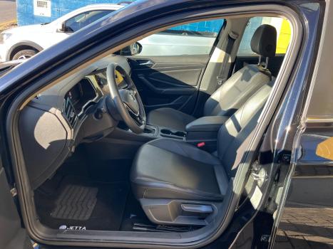 VOLKSWAGEN Jetta 1.4 4P 250 TSI TURBO COMFORTLINE AUTOM�TICO, Foto 8