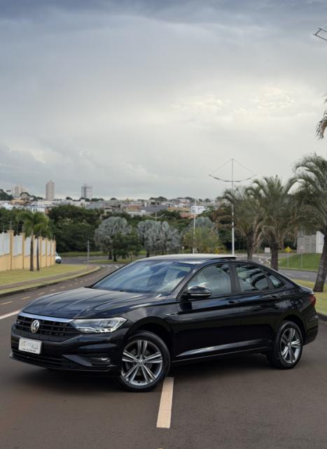 VOLKSWAGEN Jetta 1.4 4P 250 TSI R-LINE AUTOM�TICO, Foto 1