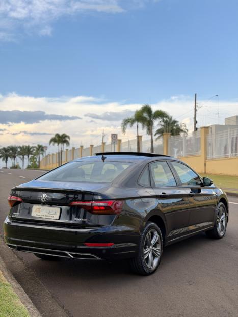 VOLKSWAGEN Jetta 1.4 4P 250 TSI R-LINE AUTOM�TICO, Foto 5