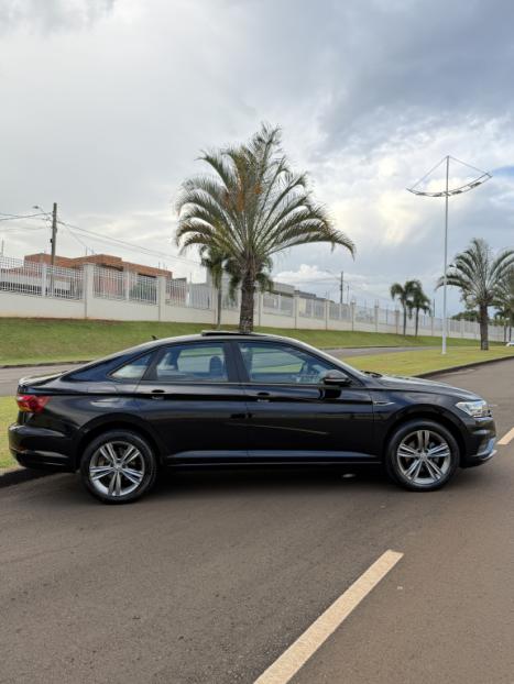 VOLKSWAGEN Jetta 1.4 4P 250 TSI R-LINE AUTOM�TICO, Foto 6