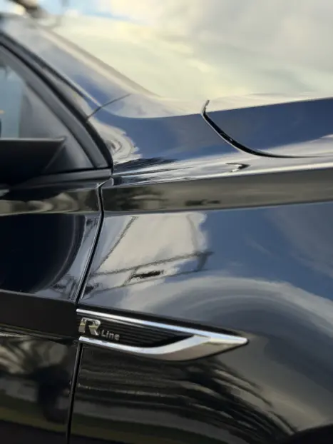 VOLKSWAGEN Jetta 1.4 4P 250 TSI R-LINE AUTOM�TICO, Foto 11