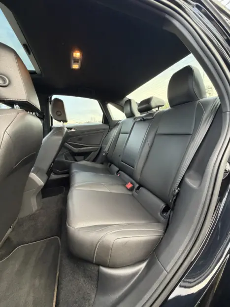 VOLKSWAGEN Jetta 1.4 4P 250 TSI R-LINE AUTOM�TICO, Foto 14