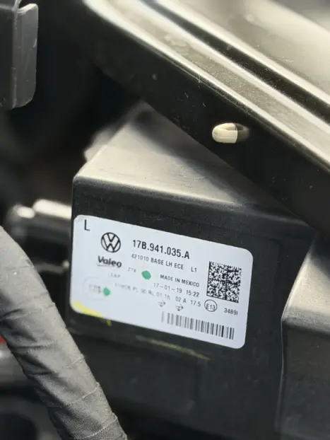 VOLKSWAGEN Jetta 1.4 4P 250 TSI R-LINE AUTOM�TICO, Foto 22