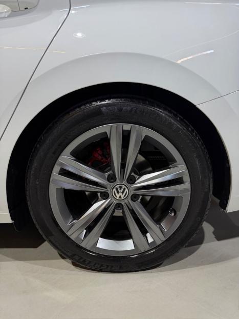 VOLKSWAGEN Jetta 1.4 4P 250 TSI R-LINE AUTOM�TICO, Foto 11