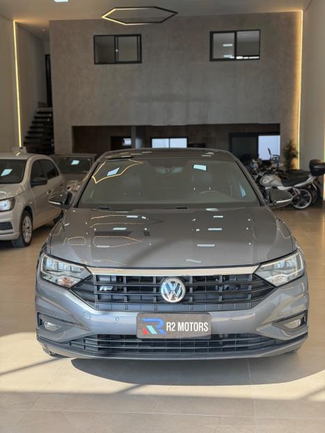 VOLKSWAGEN Jetta 1.4 4P 250 TSI R-LINE AUTOM�TICO, Foto 2