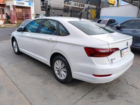 VOLKSWAGEN Jetta 1.4 4P 250 FLEX AUTOMÁTICO, Foto 4