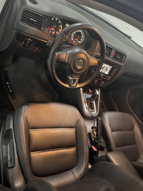 VOLKSWAGEN Jetta 2.0 4P FLEX CONFORTLINE TIPTRONIC AUTOMTICO, Foto 6