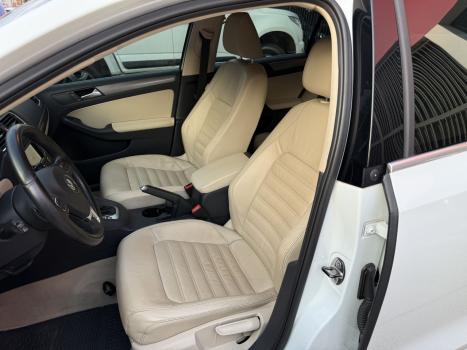 VOLKSWAGEN Jetta 2.0 4P TSI HIGHLINE 211 CV AUTOMTICO, Foto 7