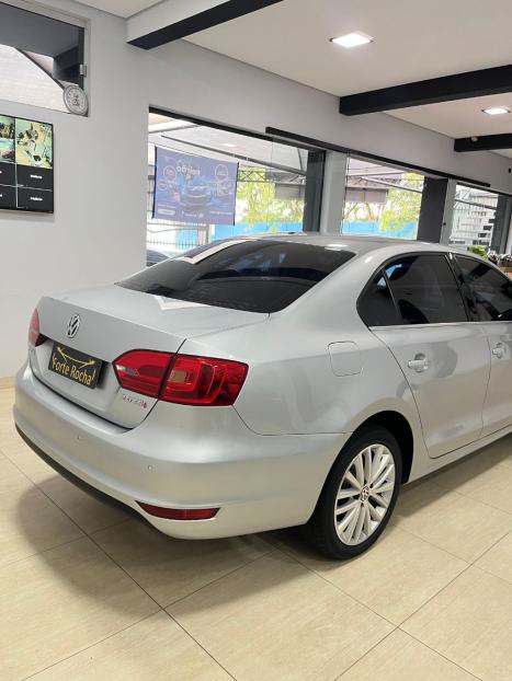 VOLKSWAGEN Jetta 2.0 4P CONFORTLINE FLEX, Foto 4