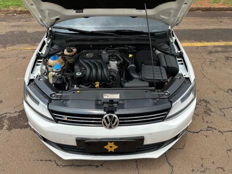 VOLKSWAGEN Jetta 2.0 4P FLEX CONFORTLINE TIPTRONIC AUTOMÁTICO, Foto 12 VOLKSWAGEN Jetta 2.0 4P FLEX CONFORTLINE TIPTRONIC AUTOMÁTICO, Foto 12