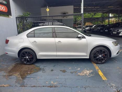 VOLKSWAGEN Jetta 2.0 4P CONFORTLINE FLEX, Foto 4