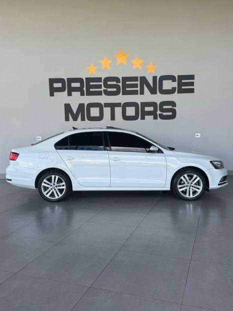 VOLKSWAGEN Jetta 2.0 4P TSI HIGHLINE 200 CV AUTOMTICO, Foto 3