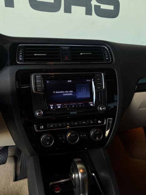 VOLKSWAGEN Jetta 2.0 4P TSI HIGHLINE 200 CV AUTOMTICO, Foto 6