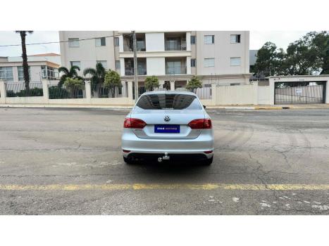 VOLKSWAGEN Jetta 2.0 4P FLEX COMFORTLINE TIPTRONIC AUTOMTICO, Foto 4