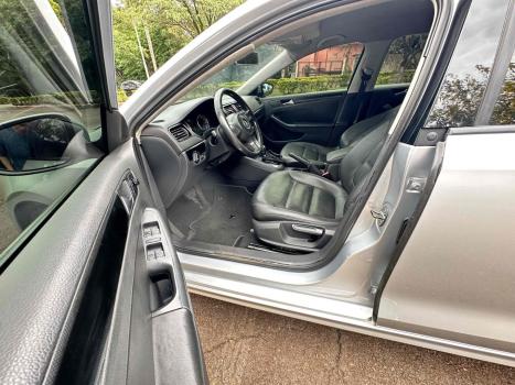 VOLKSWAGEN Jetta 2.0 4P FLEX COMFORTLINE TIPTRONIC AUTOM�TICO, Foto 10