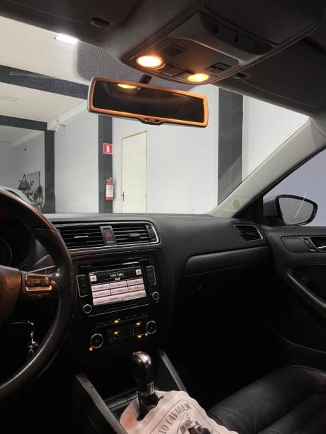 VOLKSWAGEN Jetta 2.0 4P TSI HIGHLINE 211 CV AUTOM�TICO, Foto 12