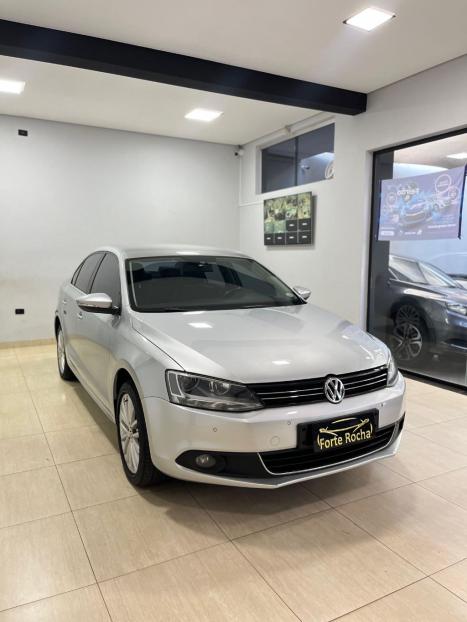 VOLKSWAGEN Jetta 2.0 4P TSI HIGHLINE 211 CV AUTOM�TICO, Foto 14