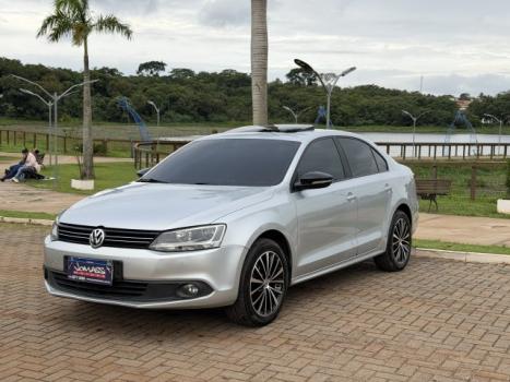 VOLKSWAGEN Jetta 2.0 4P FLEX COMFORTLINE TIPTRONIC AUTOM�TICO, Foto 3