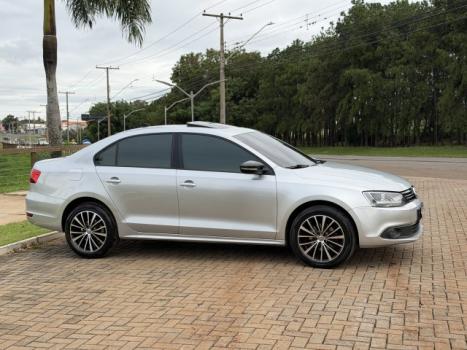 VOLKSWAGEN Jetta 2.0 4P FLEX COMFORTLINE TIPTRONIC AUTOM�TICO, Foto 4