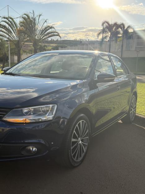 VOLKSWAGEN Jetta 2.0 4P FLEX COMFORTLINE TIPTRONIC AUTOM�TICO, Foto 10