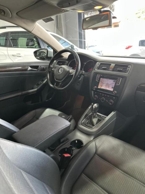 VOLKSWAGEN Jetta 2.0 4P FLEX COMFORTLINE TIPTRONIC AUTOM�TICO, Foto 4